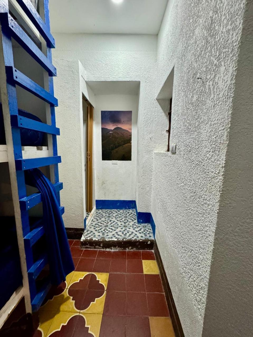 Kamazoztz Hostel And Travel アンティグア・グアテマラ エクステリア 写真